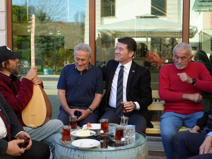 609beaee-4bd6-41a7-a712-00ccee9c8794