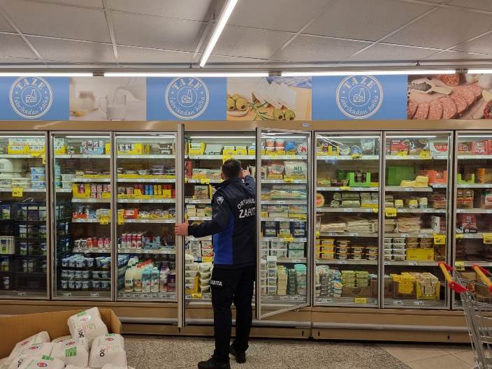 9254197a-cbac-4d78-8a63-0090125c1872