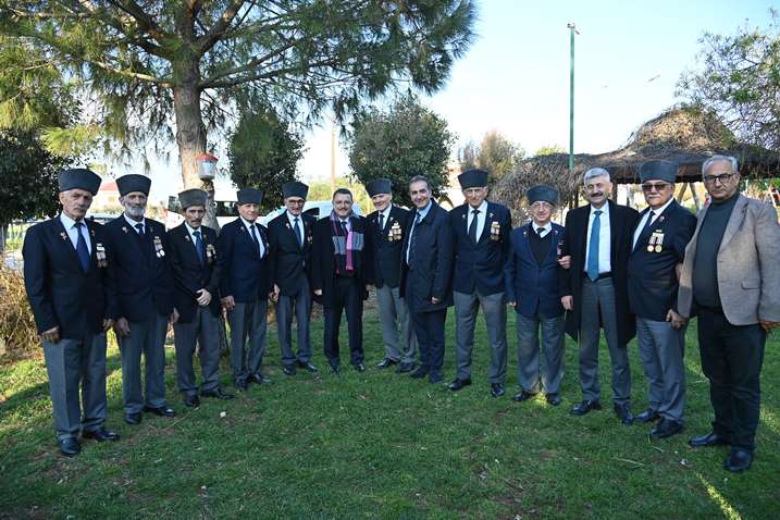 a6782717-1d84-494e-9590-647552595078