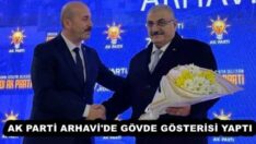 AK PARTİ ARHAVİ’DE GÖVDE GÖSTERİSİ YAPTI