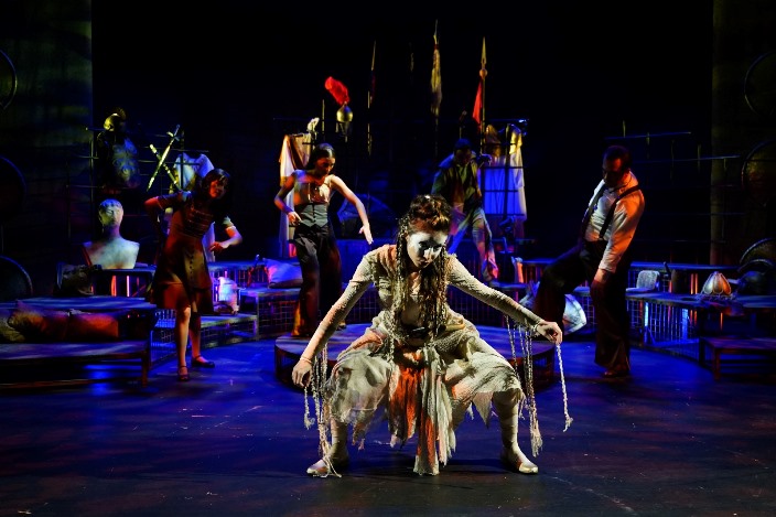 b1fd2f09-d26d-48fb-b144-e9c4fee42d02