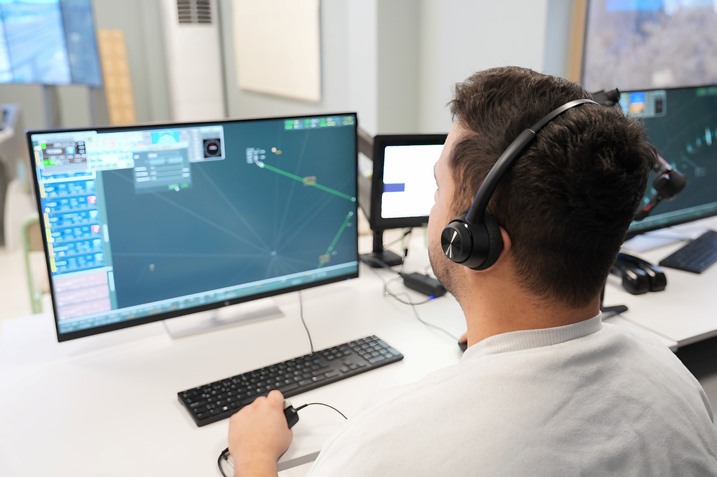 c7d7dc4a-7f93-43e7-a173-7a0f42fae482