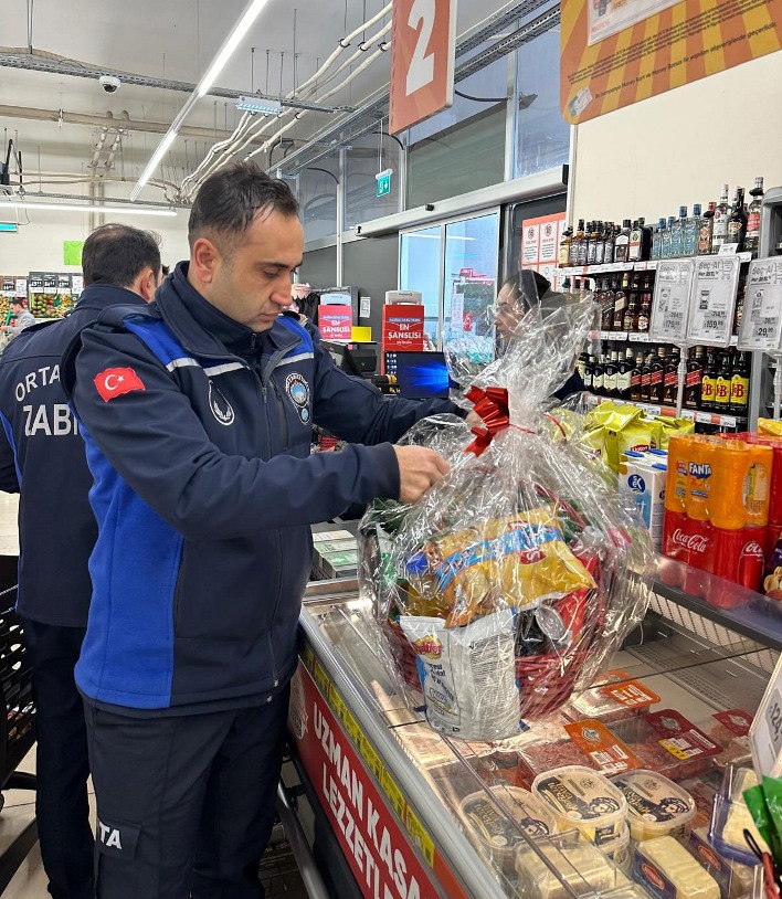 e5fca28b-1eb1-4352-bdb8-6a0eb472c3f0