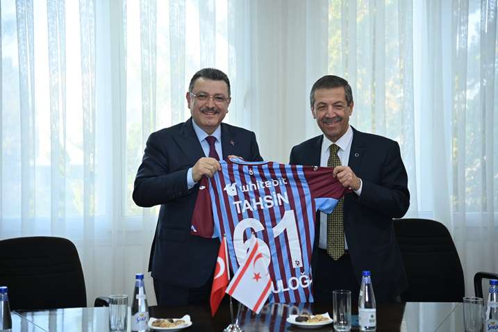 fcc23af3-d3a8-4321-8856-8237408910a7