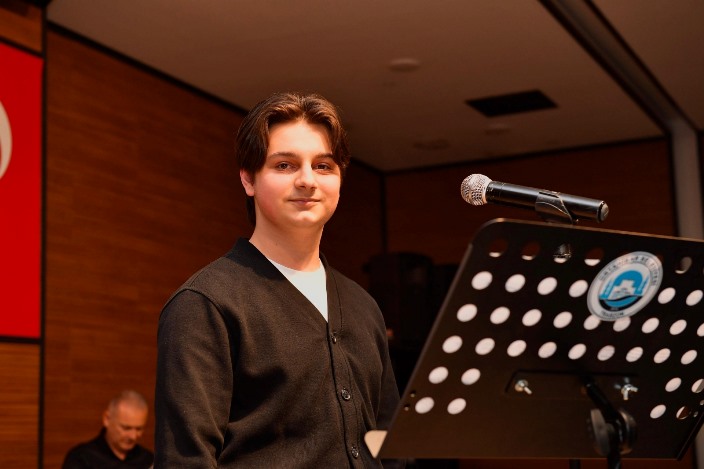 3a6baf6f-526f-494a-b731-917be53c18f1