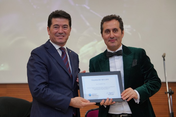 e85dcdd4-d979-4f01-b3c8-5ba08fa0f49c