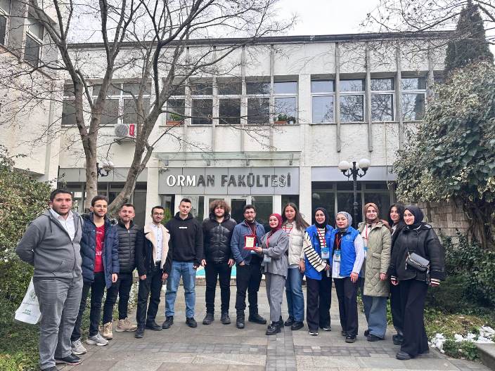 f136633a-932a-4bc2-84eb-f1ed51df9288