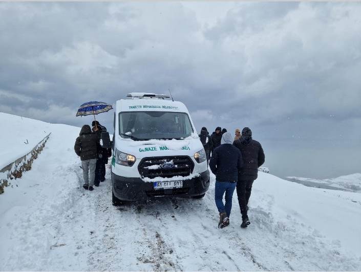 f915deba-b395-4bee-8cd3-051718d9561f