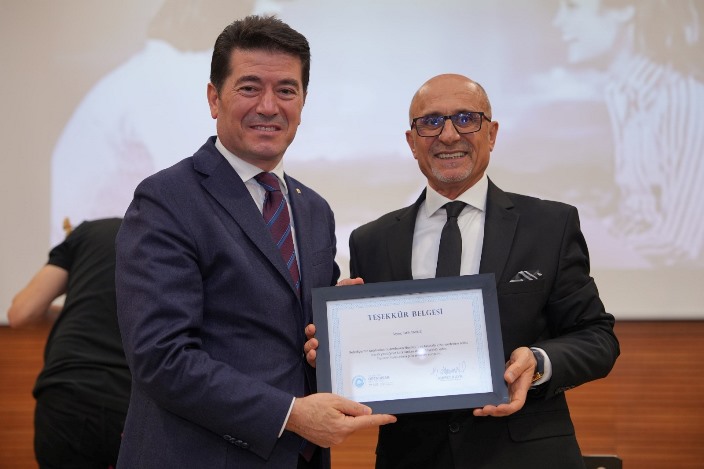 fd8ee9b1-0522-483e-8949-603b054bb644