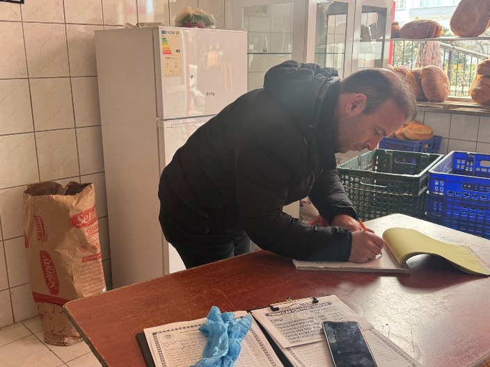 0b6ad225-885b-4814-8139-ccea5ae2830f