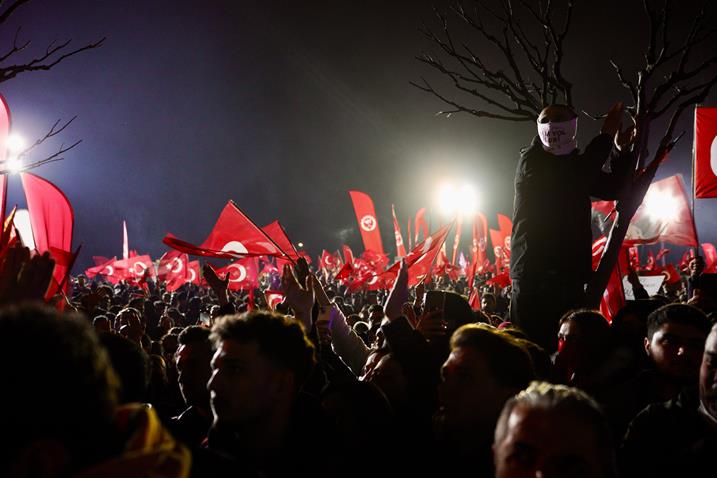 1742591479_t__rk__ye___tt__faki____sara__hane___de_bulu__tu__18_