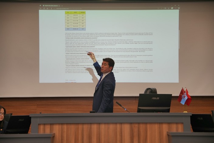 2a11f9a3-cc71-453d-b7ce-99937191f5c2