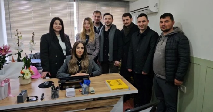 3e32a8fe-12ee-44b5-bc36-c2de23cdaa6b