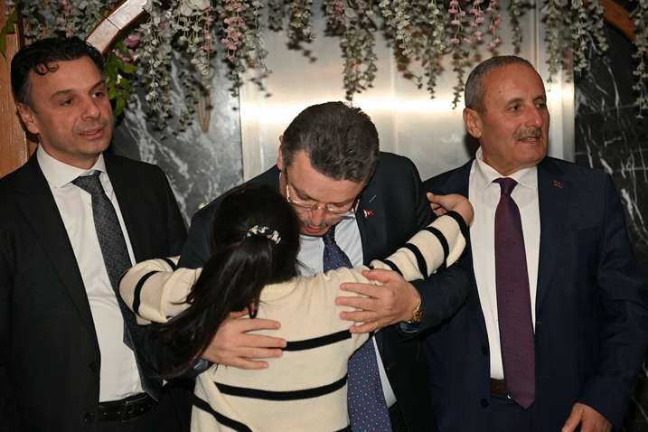 6fd44e99-b211-4cc8-9f52-e68919b4b80e