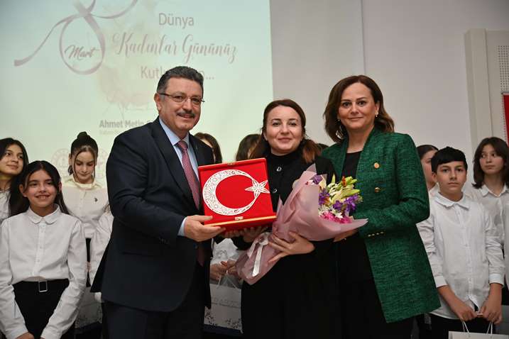 72ba9c42-40d7-442c-a7ae-c98c4b30d3a2