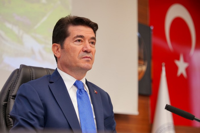 7775cb8f-d801-4c98-981c-7b03a1169bbe