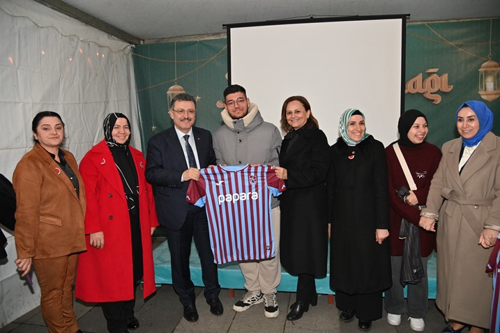 b25e9237-f181-4feb-8454-07a38f9b7cc9