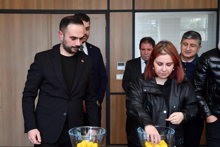 bf34e40a-3a35-4730-a5c6-b9a705bf1f3e