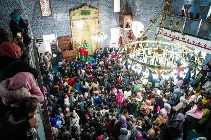 db548894-7f99-4118-99f2-1eff0ea651e7