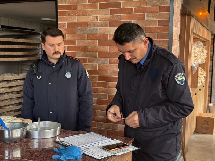 dc684372-f13f-48c7-bf47-a562ff2ad173