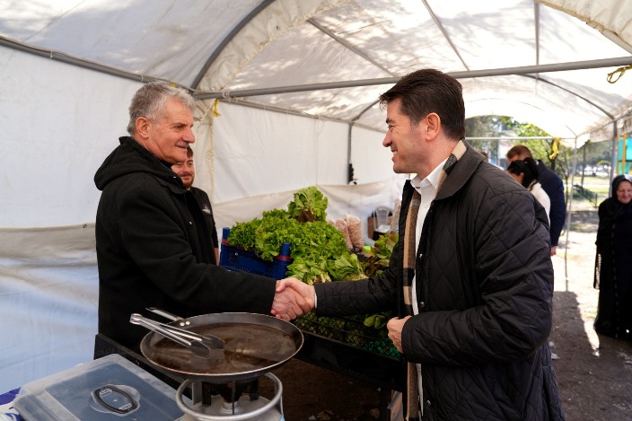 e09c28ae-2781-4f7b-9b8b-70e4eb0c5a56