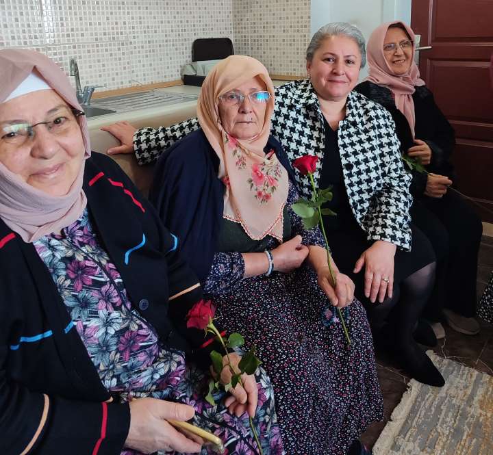 e13e9daa-b8e6-4308-a468-70414694d7b9