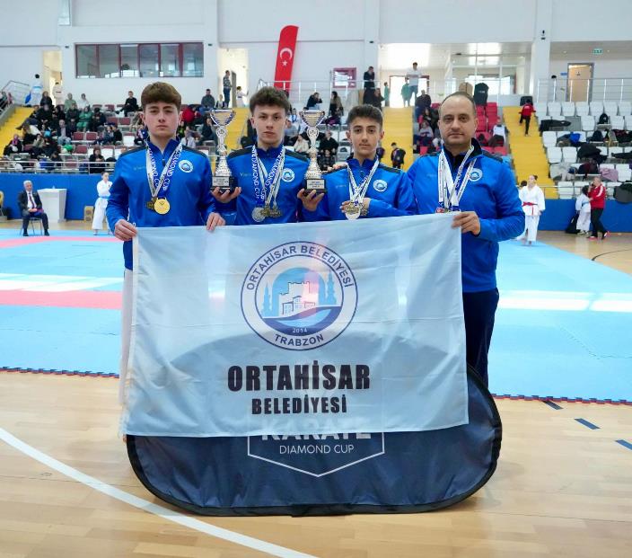 e74eb778-dd8e-4a35-aa2f-809c9c0751a8