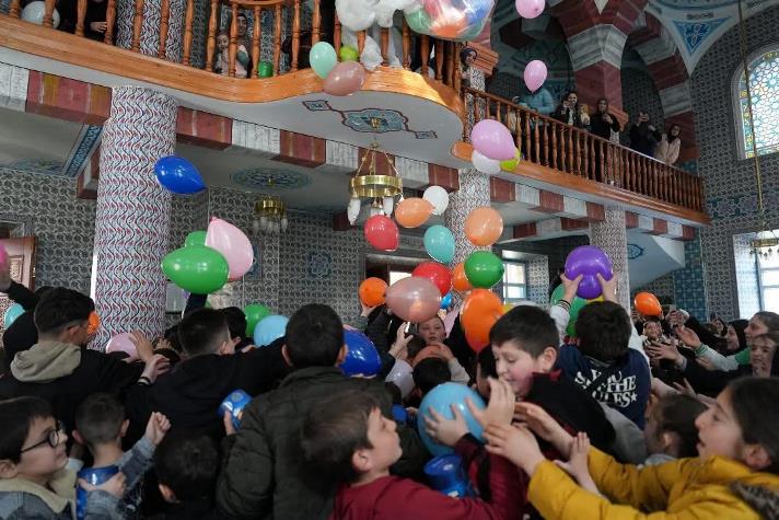 fdc7fc0f-6baa-4fb5-82c0-2e6ac403240b