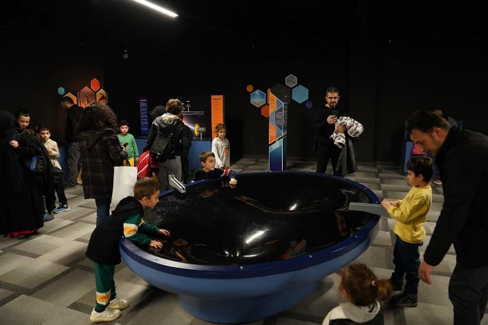 30bf2e02-7a7b-4abf-b249-fa6cb768e70b