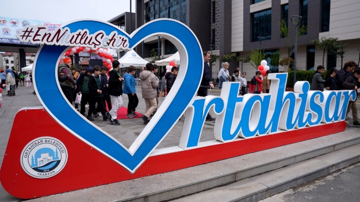 33f48d93-7390-4b48-87f4-bb879897836e