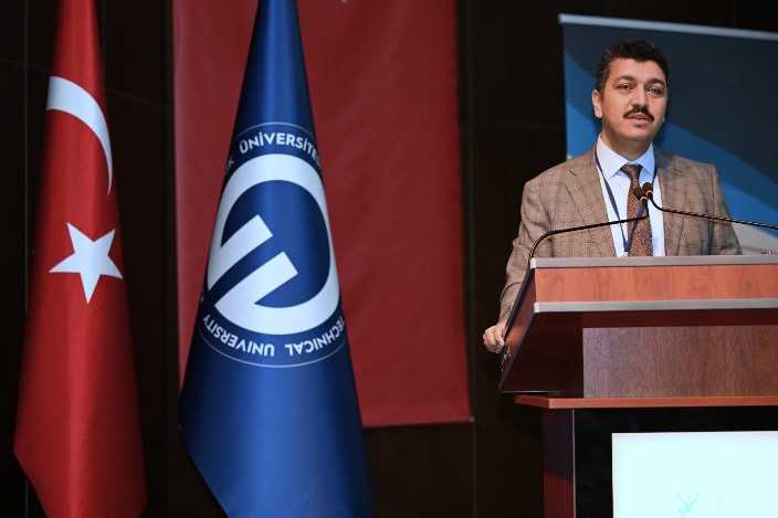 4bbee9d9-bbd5-4965-9dfd-cee3357d1597