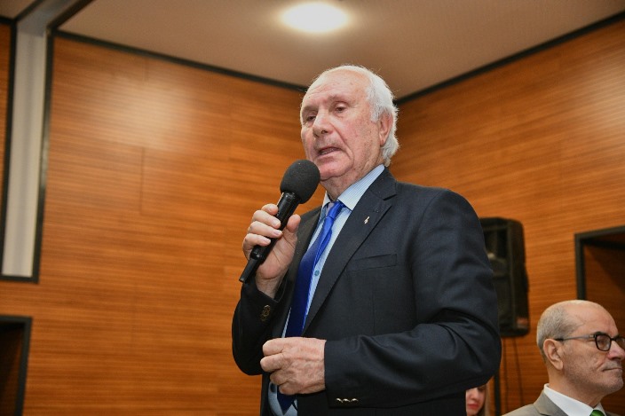 4e63ac78-29a9-419b-9d70-6a266089067a