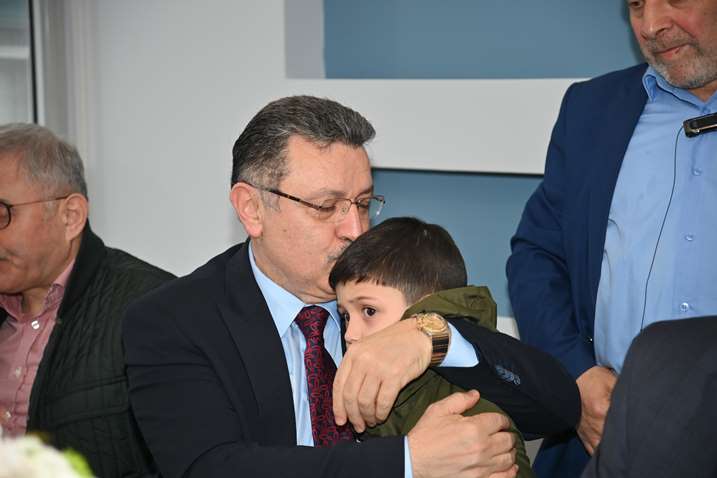 548f84c8-22d0-43ef-854a-f7f9a37d6d2b