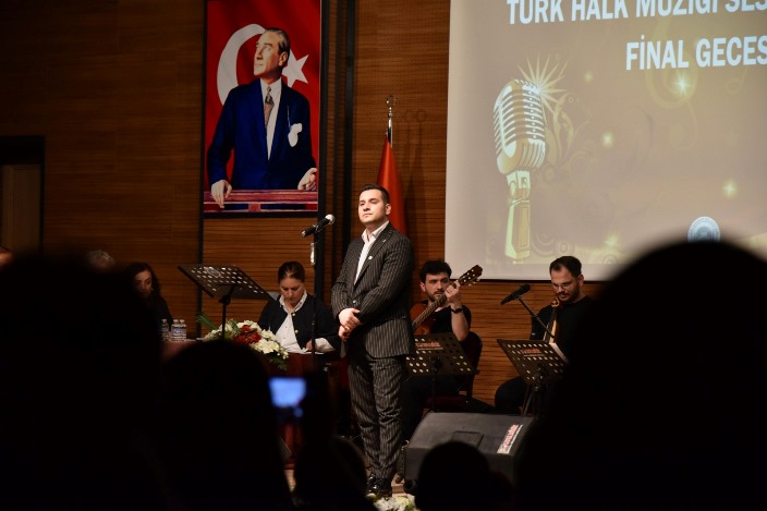 562f4cdc-e875-430d-99dd-ba79e3a0ac4f