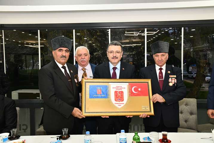 6a5edd1a-0fe0-411d-af85-5dd93a163eba