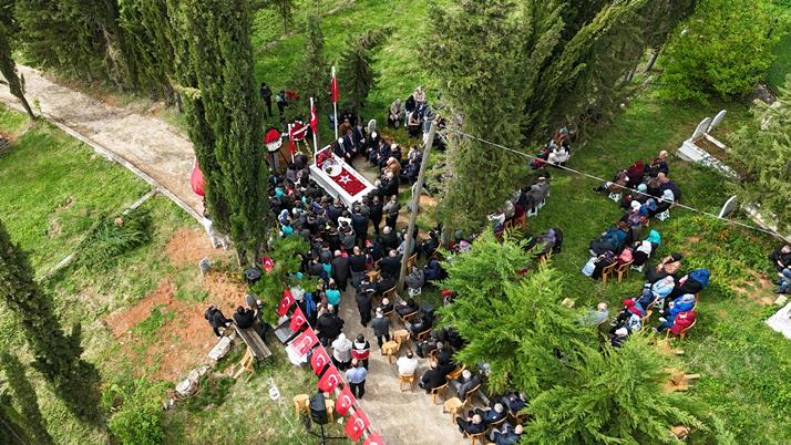 b15d780d-8af6-4e33-9f4d-ae98afdae296