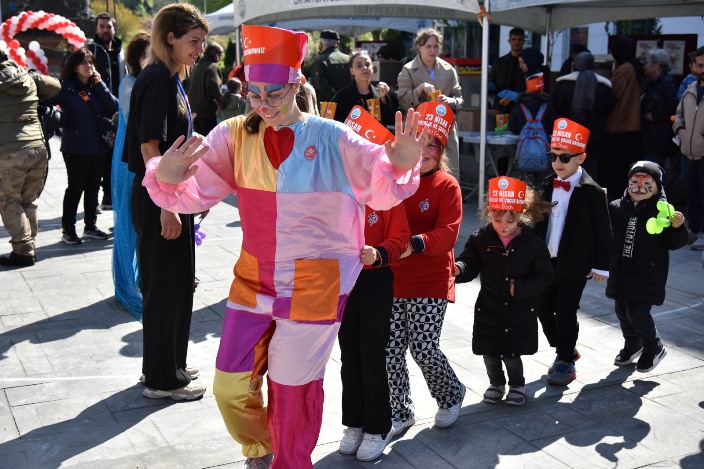 b9386761-1bc6-4d1f-852b-4b676662c179