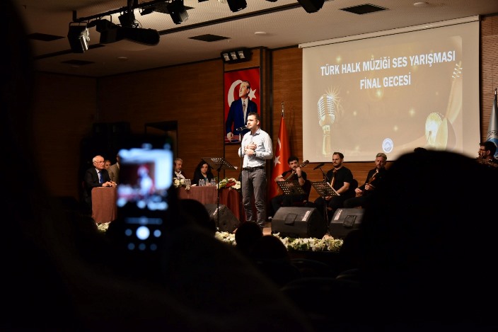 d01fa70b-51dd-4e65-b899-93e0567c15c6