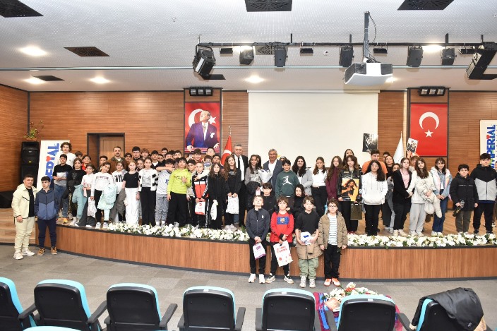 e2583684-2059-4255-b973-c1bb97b70db7