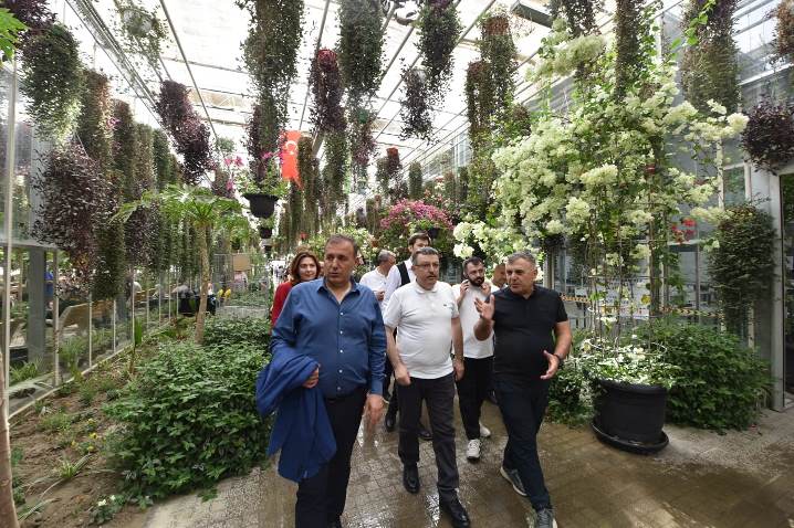 efdca4e5-c6d6-4810-bb24-feacb59e4213