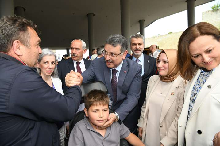 034ce166-c408-409b-aba3-d5656670cf1e