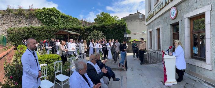 0c1db8c1-164d-43dc-bcc1-7b754a94ef99