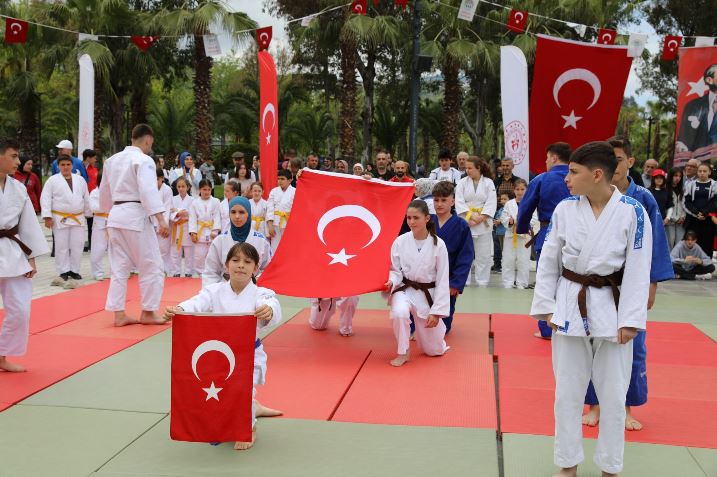 0c64e0f8-43ad-4e7b-b2bc-874b0f66715a