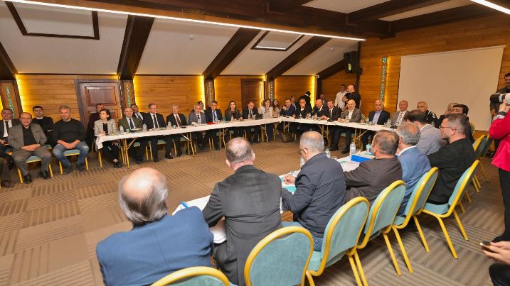 141b2272-2a30-42d5-9d0e-b16eadebf3d1