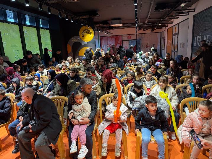 1cd95454-e054-4952-9d87-eef5b23d4b3f