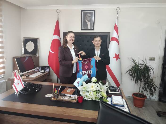 26cfa5aa-d2c9-4536-a241-924c14948844