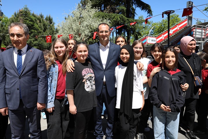 3bca4e09-4572-4e74-a38f-3c22f85ea4b9