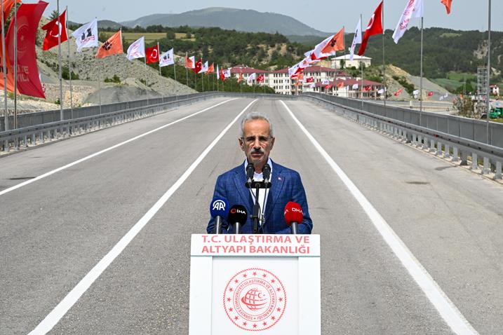 40e27cea-4b7c-42ac-828c-e2067eac1f6a