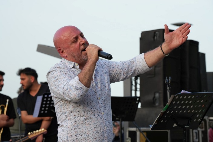 4907aaa2-69f5-43d8-a56b-99ec7276791c