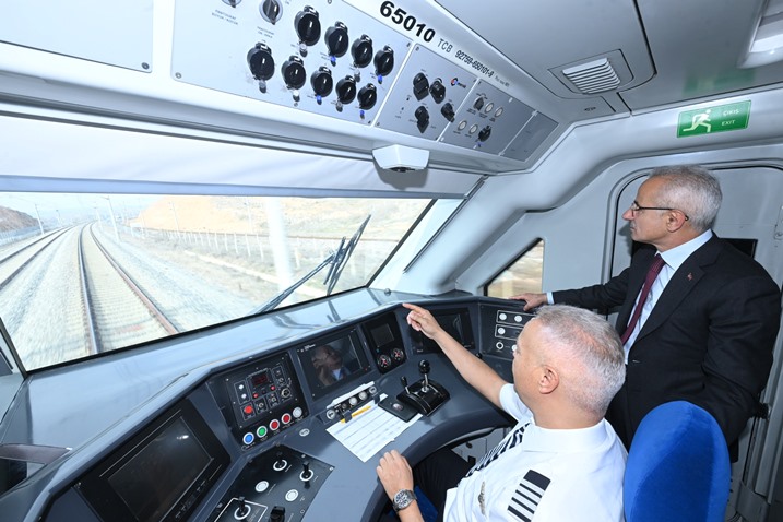 4ebe93e3-736b-41ec-8f37-d2d1ee998c7e